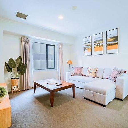 City Life One Bedroom Apartment In Heart Of Cbd Оукланд Екстериор снимка